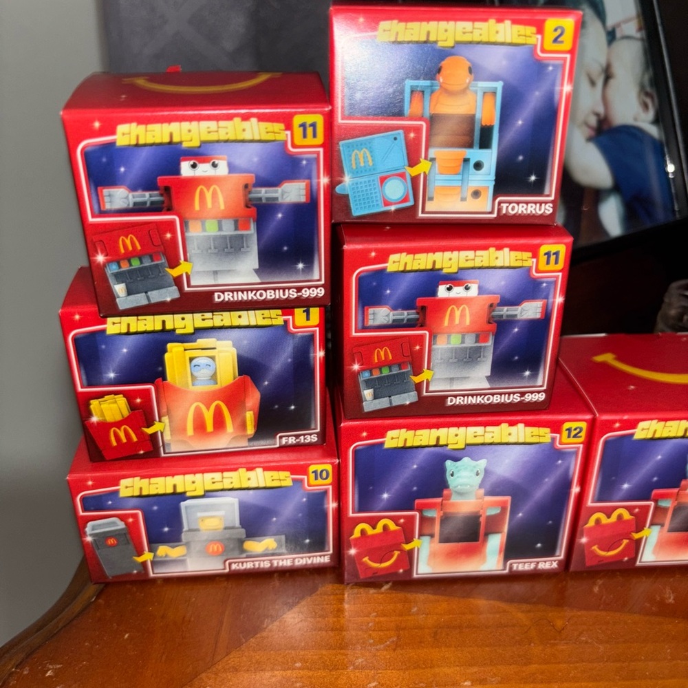 McDonald's Changeables Action Figures - Red and Blue